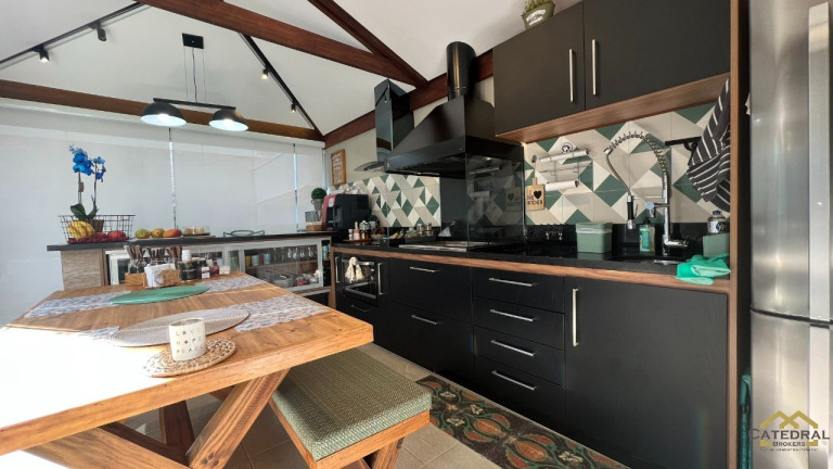 Imagem Imóvel com 4 Quartos à Venda, 157 m² em Medeiros - Jundiaí Imagem Imóvel com 4 Quartos à Venda, 157 m² em Medeiros - Jundiaí