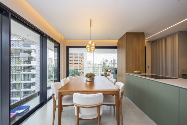 Imagem Apartamento com 2 Quartos à Venda, 107 m² em Bigorrilho - Curitiba Imagem Apartamento com 2 Quartos à Venda, 107 m² em Bigorrilho - Curitiba