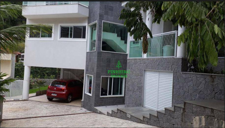 Imagem Casa com 4 Quartos à Venda, 340 m² em Piratininga - Niterói Imagem Casa com 4 Quartos à Venda, 340 m² em Piratininga - Niterói
