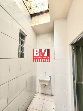 Imagem Casa com 1 Quarto à Venda, 30 m² em Olaria - Rio De Janeiro Imagem Casa com 1 Quarto à Venda, 30 m² em Olaria - Rio De Janeiro
