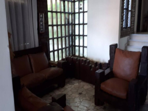 Imagem Casa com 4 Quartos à Venda, 355 m² em Candeal - Salvador