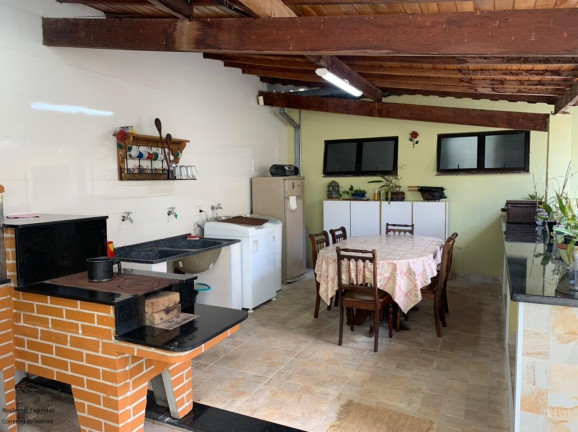 Imagem Sobrado com 5 Quartos à Venda, 282 m² em São Benedito - Poços De Caldas