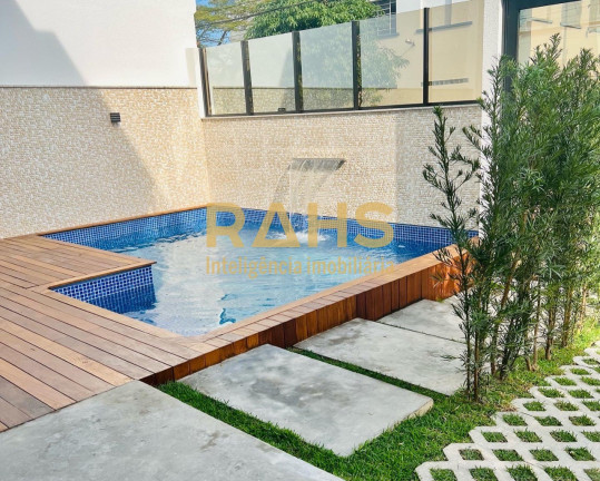 Imagem Casa com 3 Quartos à Venda, 150 m² em América - Joinville