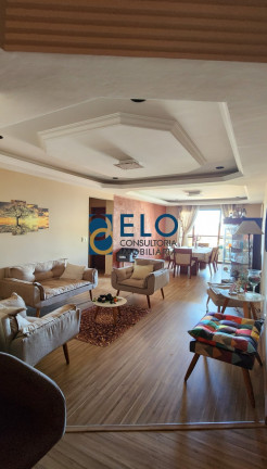 Apartamento com 2 Quartos à Venda, 120 m² em Marapé - Santos