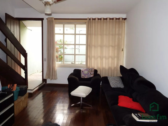 Imagem Casa com 2 Quartos à Venda, 80 m² em Tristeza - Porto Alegre Imagem Casa com 2 Quartos à Venda, 80 m² em Tristeza - Porto Alegre