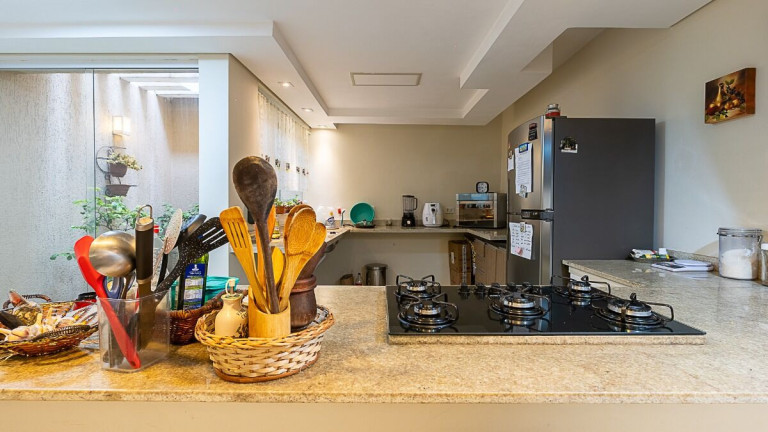 Imagem Casa com 4 Quartos à Venda, 300 m² em Cambuci - São Paulo Imagem Casa com 4 Quartos à Venda, 300 m² em Cambuci - São Paulo