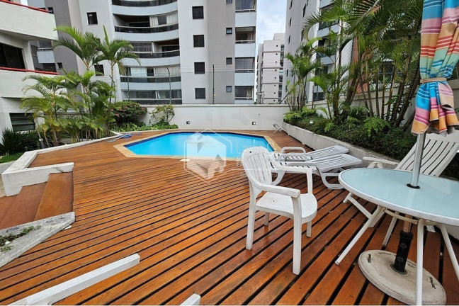 Imagem Apartamento com 4 Quartos à Venda, 143 m² em Moema - São Paulo