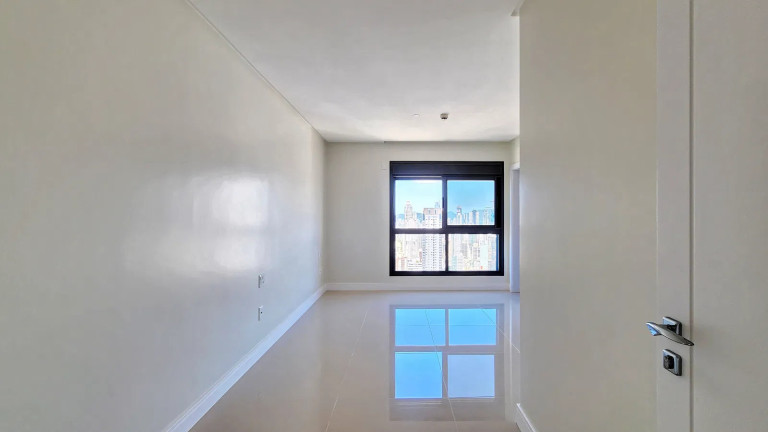 Imagem Apartamento com 4 Quartos à Venda, 181 m² em Centro - Balneário Camboriú