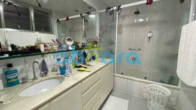 Imagem Apartamento com 4 Quartos à Venda, 245 m² em Leblon - Rio De Janeiro Imagem Apartamento com 4 Quartos à Venda, 245 m² em Leblon - Rio De Janeiro