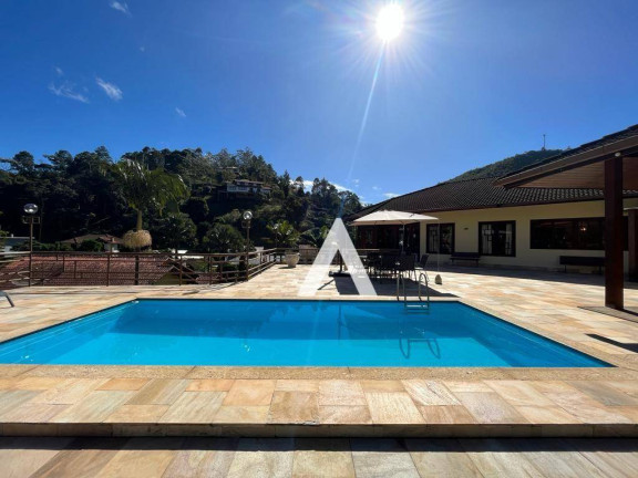 Imagem Casa com 4 Quartos à Venda ou Locação, 700 m² em Albuquerque - Teresópolis