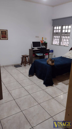 Imagem Casa com 3 Quartos à Venda, 150 m² em Vila Aprazivel - Jacareí Imagem Casa com 3 Quartos à Venda, 150 m² em Vila Aprazivel - Jacareí