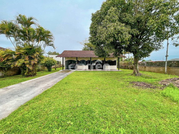 Imagem Casa com 3 Quartos à Venda, 660 m² em Costeira - Balneário Barra Do Sul Imagem Casa com 3 Quartos à Venda, 660 m² em Costeira - Balneário Barra Do Sul