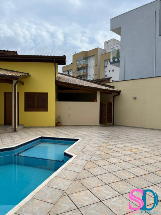 Imagem Sobrado com 6 Quartos à Venda, 375 m² em Centro - Ubatuba