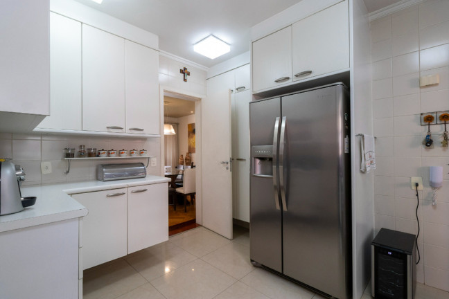 Imagem Apartamento com 3 Quartos à Venda, 195 m² em Moema - São Paulo Imagem Apartamento com 3 Quartos à Venda, 195 m² em Moema - São Paulo