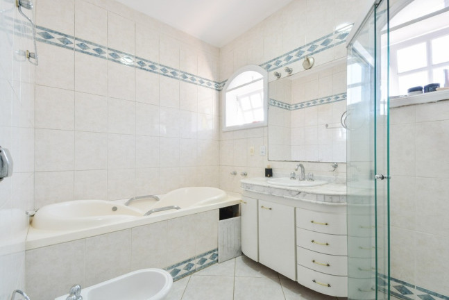 Imagem Casa de Condomínio com 4 Quartos à Venda, 450 m² em Caxingui - São Paulo