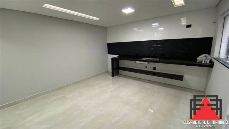 Imagem Casa com 2 Quartos à Venda, 106 m² em Vila Guilhermina - Praia Grande Imagem Casa com 2 Quartos à Venda, 106 m² em Vila Guilhermina - Praia Grande