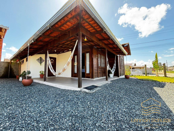Imagem Casa com 3 Quartos à Venda, 152 m² em Pinheiros - Balneário Barra Do Sul Imagem Casa com 3 Quartos à Venda, 152 m² em Pinheiros - Balneário Barra Do Sul