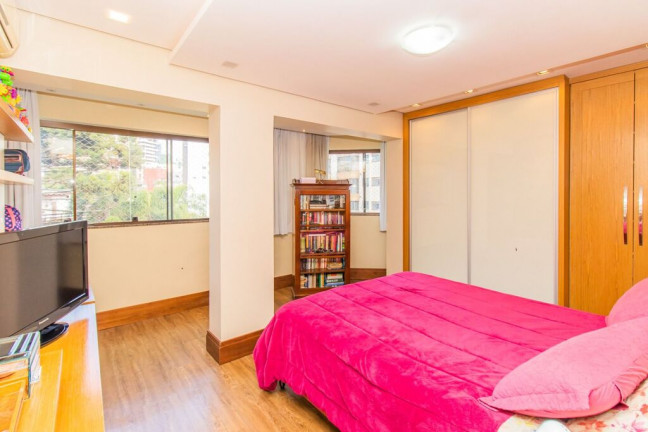 Imagem Apartamento com 2 Quartos à Venda, 97 m² em Petrópolis - Porto Alegre