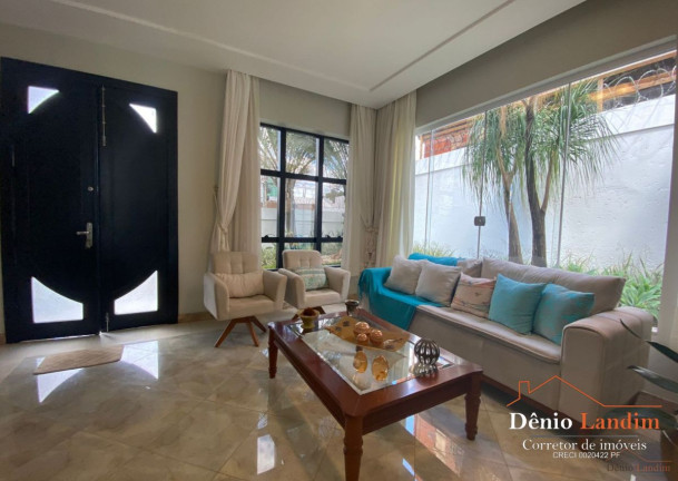 Imagem Casa com 4 Quartos à Venda, 329 m² em Ibituruna - Montes Claros Imagem Casa com 4 Quartos à Venda, 329 m² em Ibituruna - Montes Claros
