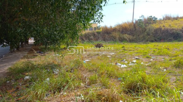 Imóvel à Venda, 300 m² em Margem Esquerda - Cachoeira Paulista
