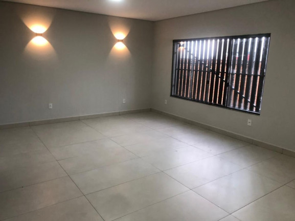 Imagem Casa com 1 Quarto à Venda ou Locação, 350 m² em Jardim Flamboyant - Campinas Imagem Casa com 1 Quarto à Venda ou Locação, 350 m² em Jardim Flamboyant - Campinas