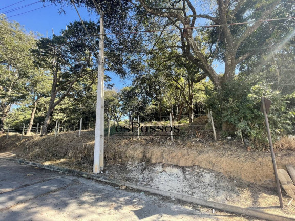 Terreno à Venda, 715 m² em Dona Suzana Ii - Florestal
