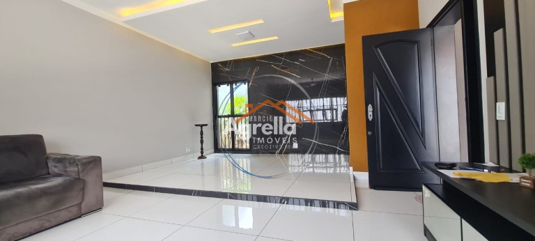 Imagem Casa com 3 Quartos à Venda, 230 m² em Jardim Brasilia - Mogi Mirim Imagem Casa com 3 Quartos à Venda, 230 m² em Jardim Brasilia - Mogi Mirim