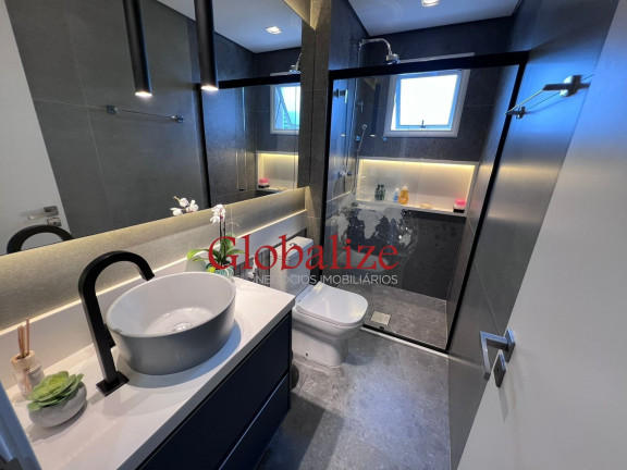 Imagem Imóvel com 3 Quartos à Venda, 209 m² em Gonzaga - Santos Imagem Imóvel com 3 Quartos à Venda, 209 m² em Gonzaga - Santos