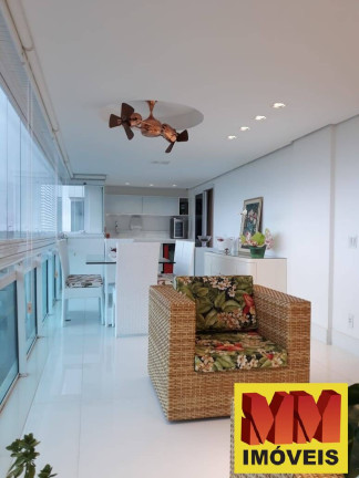 Imagem Apartamento com 3 Quartos à Venda, 172 m² em Braga - Cabo Frio Imagem Apartamento com 3 Quartos à Venda, 172 m² em Braga - Cabo Frio