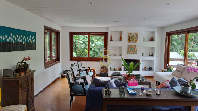 Imagem Casa com 6 Quartos à Venda, 500 m² em Serra Da Cantareira - Mairiporã Imagem Casa com 6 Quartos à Venda, 500 m² em Serra Da Cantareira - Mairiporã