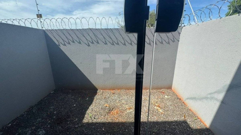Imagem Casa com 2 Quartos à Venda, 56 m² em Guanandi - Campo Grande