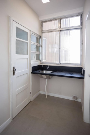 Imagem Imóvel com 2 Quartos à Venda,  em Moinhos De Vento - Porto Alegre
