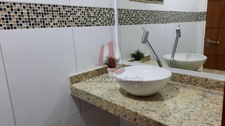 Imagem Imóvel com 4 Quartos à Venda, 120 m² em Peró - Cabo Frio