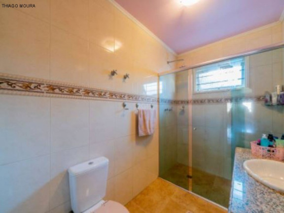 Imagem Imóvel com 3 Quartos à Venda, em Jardim Itu - Porto Alegre Imagem Imóvel com 3 Quartos à Venda, em Jardim Itu - Porto Alegre
