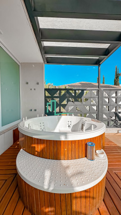 Casa com 4 Quartos à Venda,  em Morada Do Verde - Franca