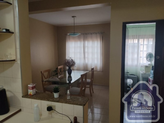 Imagem Sobrado com 3 Quartos à Venda, 244 m² em Vila Lavínia - Mogi Das Cruzes