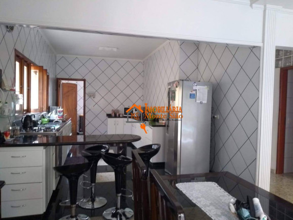 Imagem Sobrado com 3 Quartos à Venda, 305 m² em Jardim Santa Clara - Guarulhos Imagem Sobrado com 3 Quartos à Venda, 305 m² em Jardim Santa Clara - Guarulhos