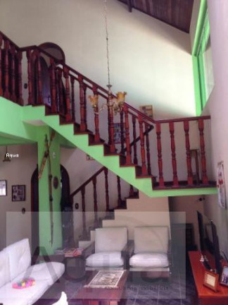 Imagem Casa com 7 Quartos à Venda, 720 m² em Balneario Stella Maris - Peruíbe Imagem Casa com 7 Quartos à Venda, 720 m² em Balneario Stella Maris - Peruíbe