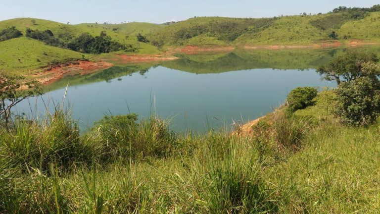 Imagem Chácara à Venda, 30 m² em Tapanhão - Jambeiro Imagem Chácara à Venda, 30 m² em Tapanhão - Jambeiro