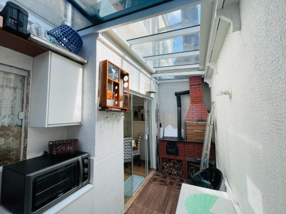 Imagem Casa com 2 Quartos à Venda, 59 m² em Sítio Cercado - Curitiba Imagem Casa com 2 Quartos à Venda, 59 m² em Sítio Cercado - Curitiba