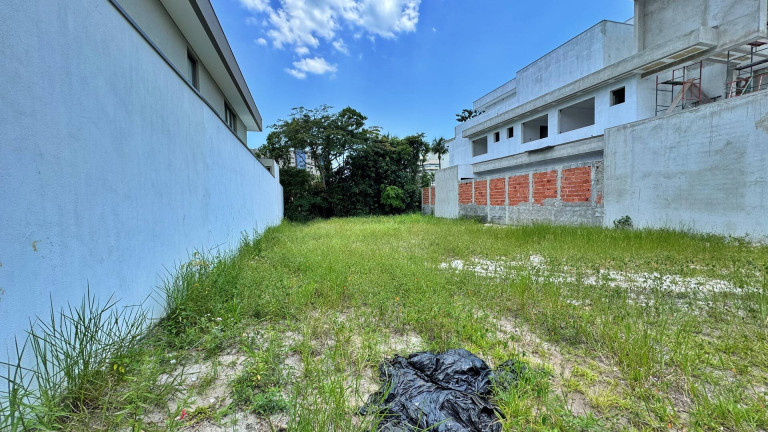 Imagem Terreno à Venda, 480 m² em Riviera De São Lourenço - Bertioga Imagem Terreno à Venda, 480 m² em Riviera De São Lourenço - Bertioga