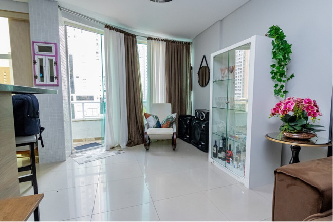 Imagem Imóvel com 3 Quartos à Venda, 178 m² em Pioneiros - Balneário Camboriú