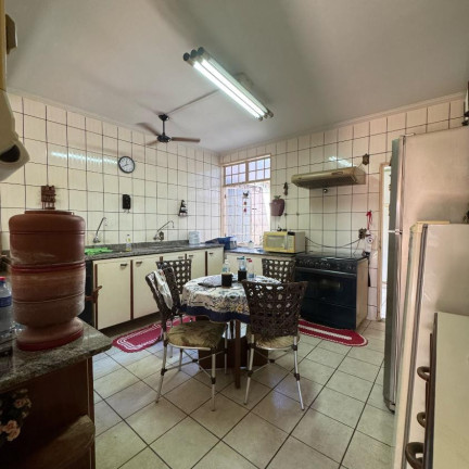 Imagem Sobrado com 3 Quartos à Venda, 299 m² em Vila América - Lins Imagem Sobrado com 3 Quartos à Venda, 299 m² em Vila América - Lins