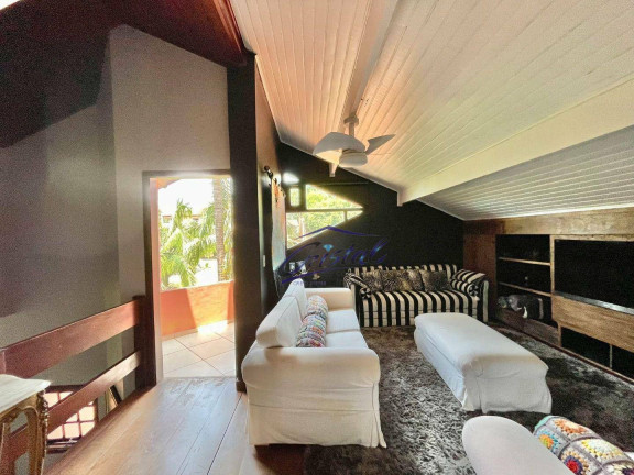 Imagem Casa com 4 Quartos à Venda, 256 m² em Granja Viana - Cotia