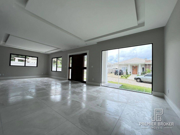 Imagem Casa com 3 Quartos à Venda, 178 m² em Albuquerque - Teresópolis Imagem Casa com 3 Quartos à Venda, 178 m² em Albuquerque - Teresópolis
