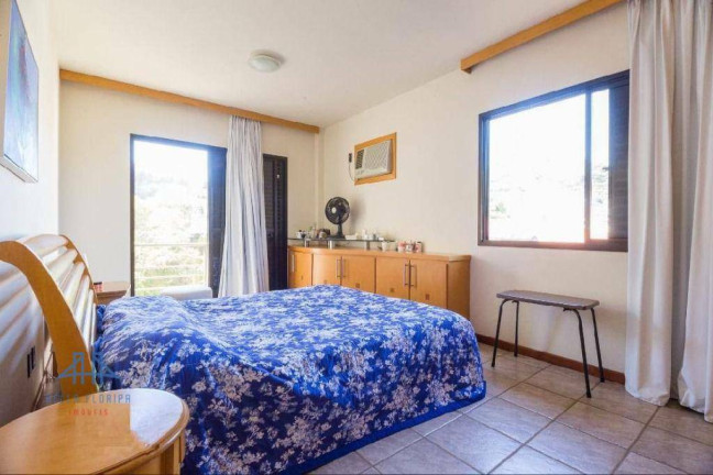 Imagem Casa com 5 Quartos à Venda, 324 m² em Itacorubi - Florianópolis Imagem Casa com 5 Quartos à Venda, 324 m² em Itacorubi - Florianópolis