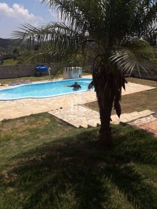 Chácara com 3 Quartos à Venda, 222 m² em Cachoeira - Santa Branca