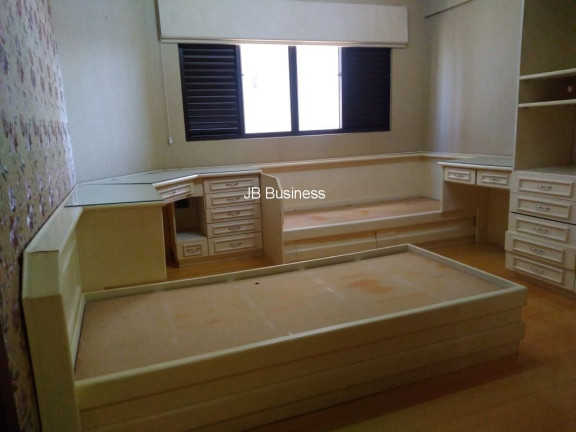 Imagem Imóvel com 3 Quartos à Venda, 219 m² em Zona 03 - Maringá