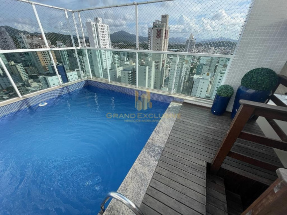 Imagem Cobertura com 4 Quartos à Venda, 225 m² em Centro - Balneário Camboriú