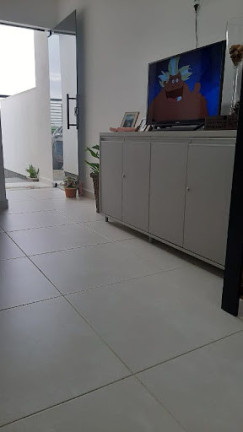 Imagem Casa com 2 Quartos à Venda, 60 m² em Dom Geraldo - Tijucas Imagem Casa com 2 Quartos à Venda, 60 m² em Dom Geraldo - Tijucas